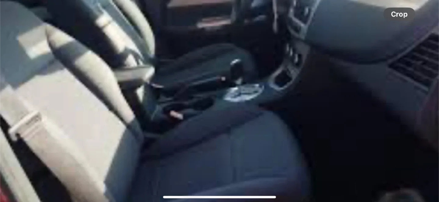 Silver Chrysler Sebring Sedan image indicator(8)