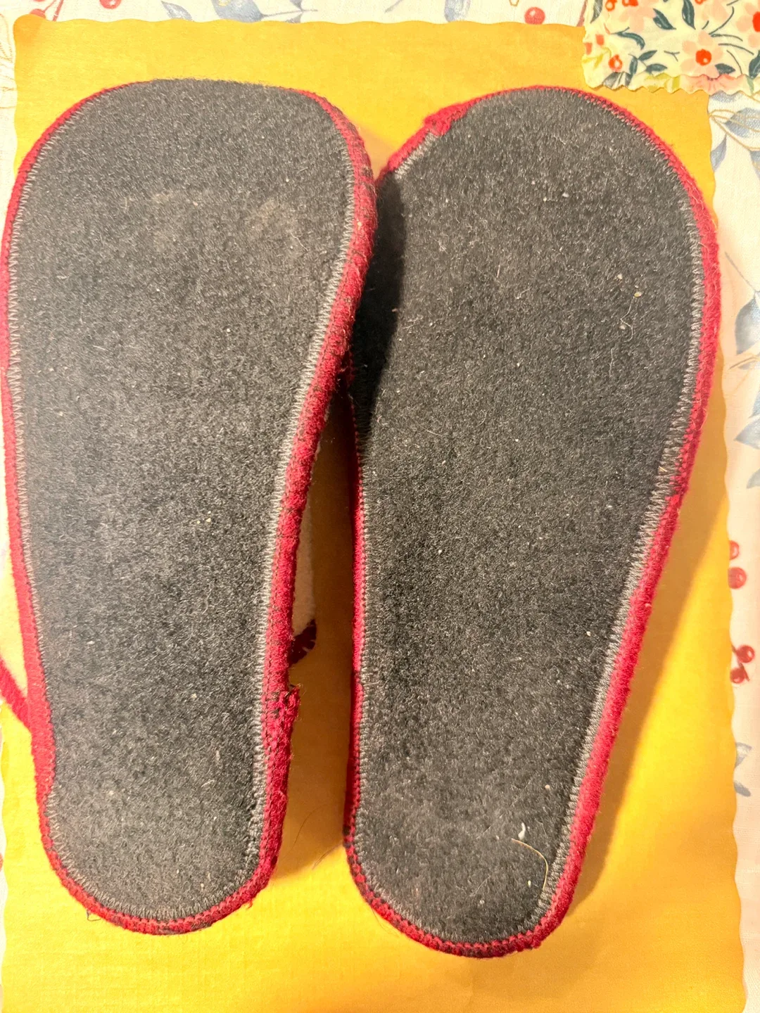 Handmade Embroidered Wool Slippers-  Brand News image indicator(2)