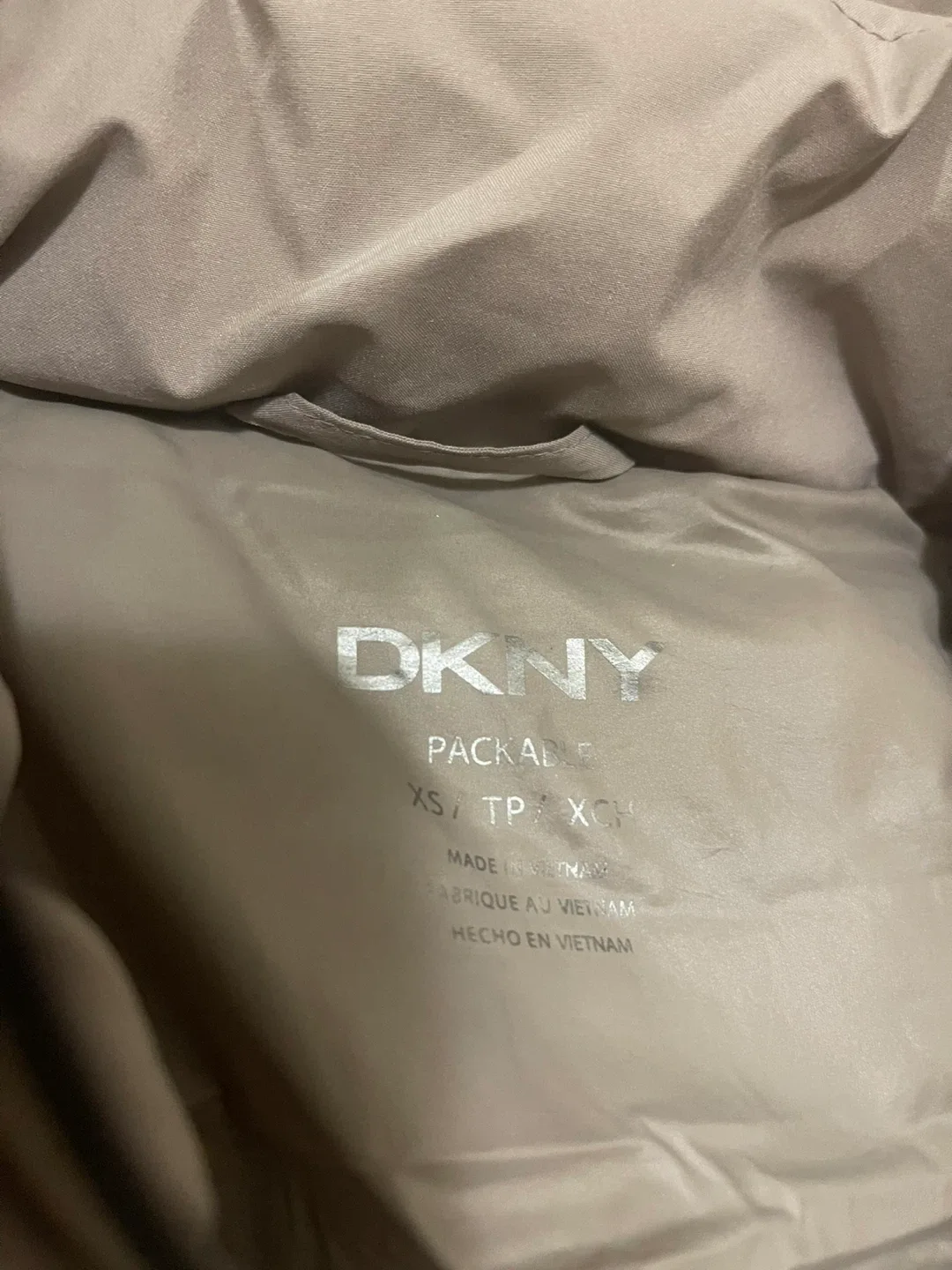 DKNY Packable Puffer Jacket - XS image indicator(3)
