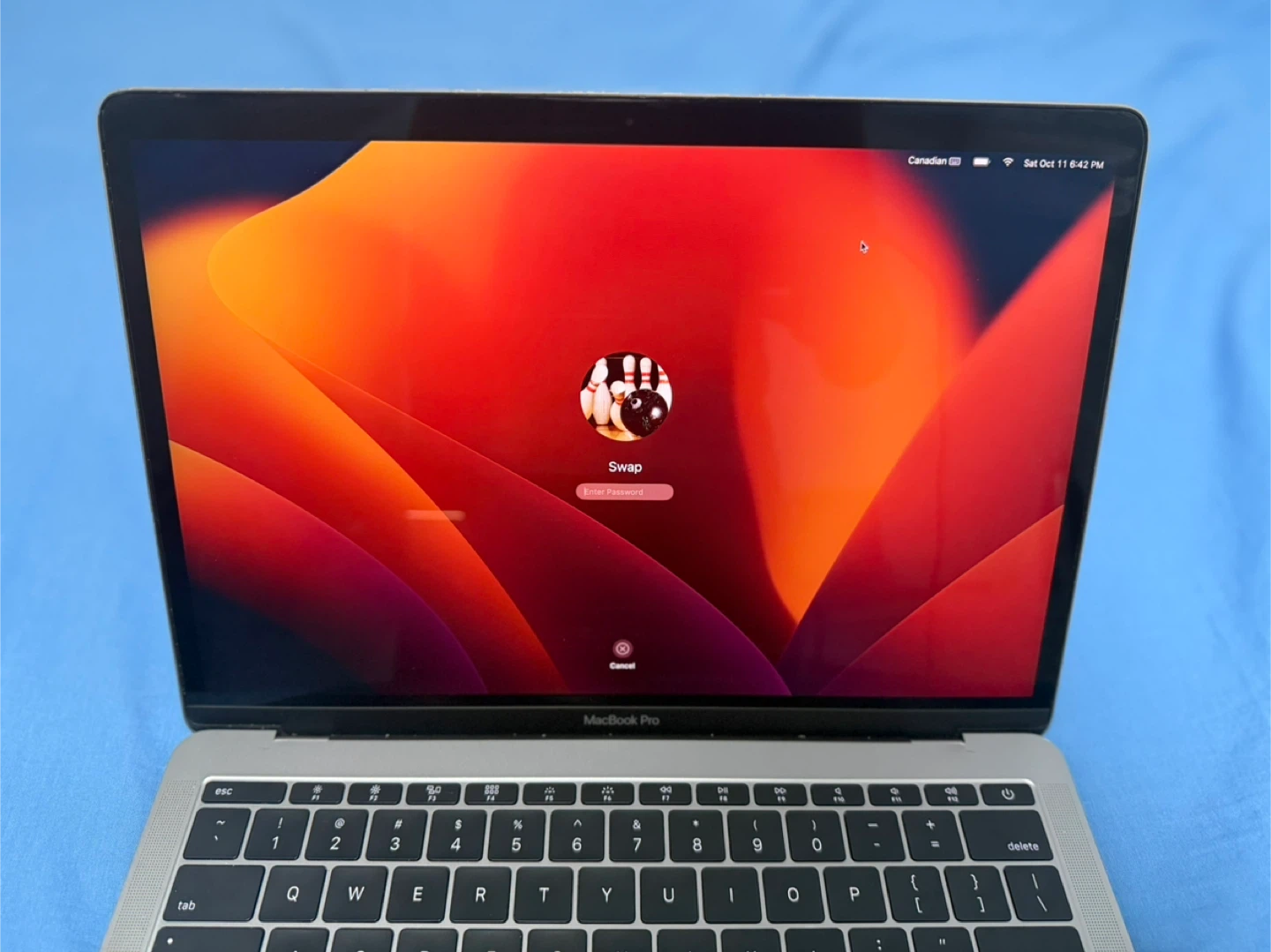 MacBook Pro 13" (2017, 8GB/256GB, i5) – Ventura, Fair Condition - photo 5