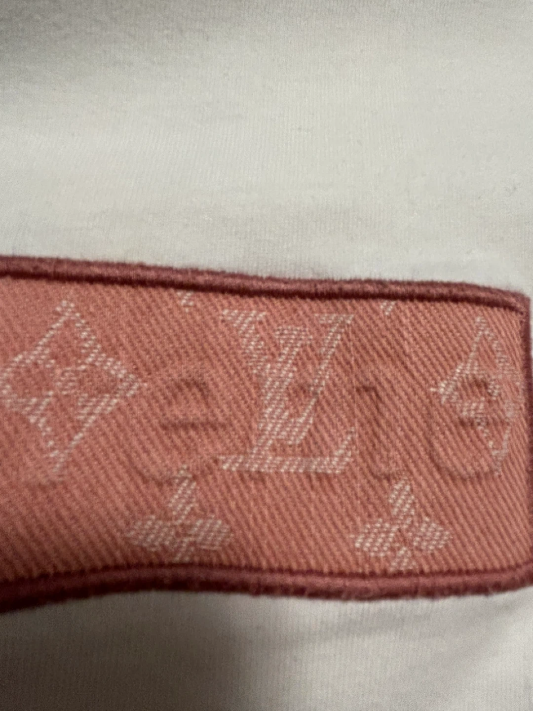 Louis Vuitton White T-Shirt - photo 5