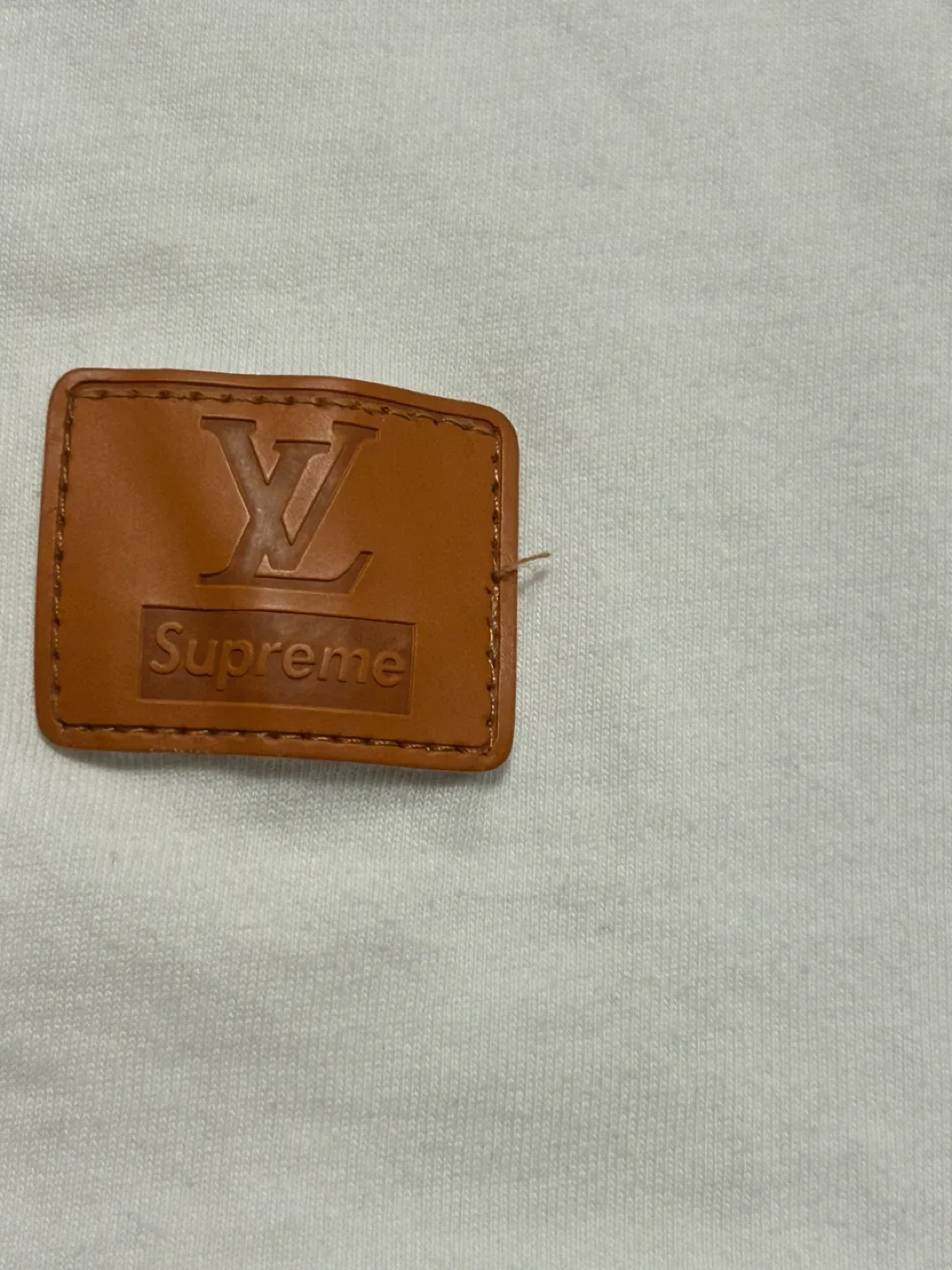 Louis Vuitton White T-Shirt image indicator(8)