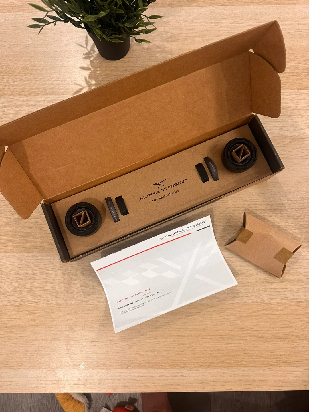 Alpha Vitesse Frame Slider Kit for Kawasaki Ninja ZX-10R image indicator(2)