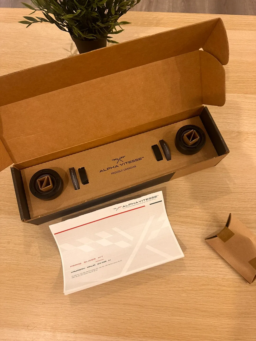 Alpha Vitesse Frame Slider Kit for Kawasaki Ninja ZX-10R image indicator(3)