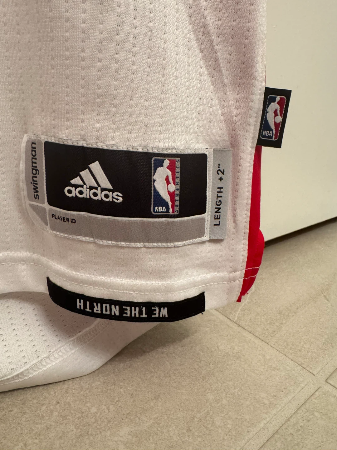 Adidas Raptors DeRozan #10 Jersey - Size S - photo 4