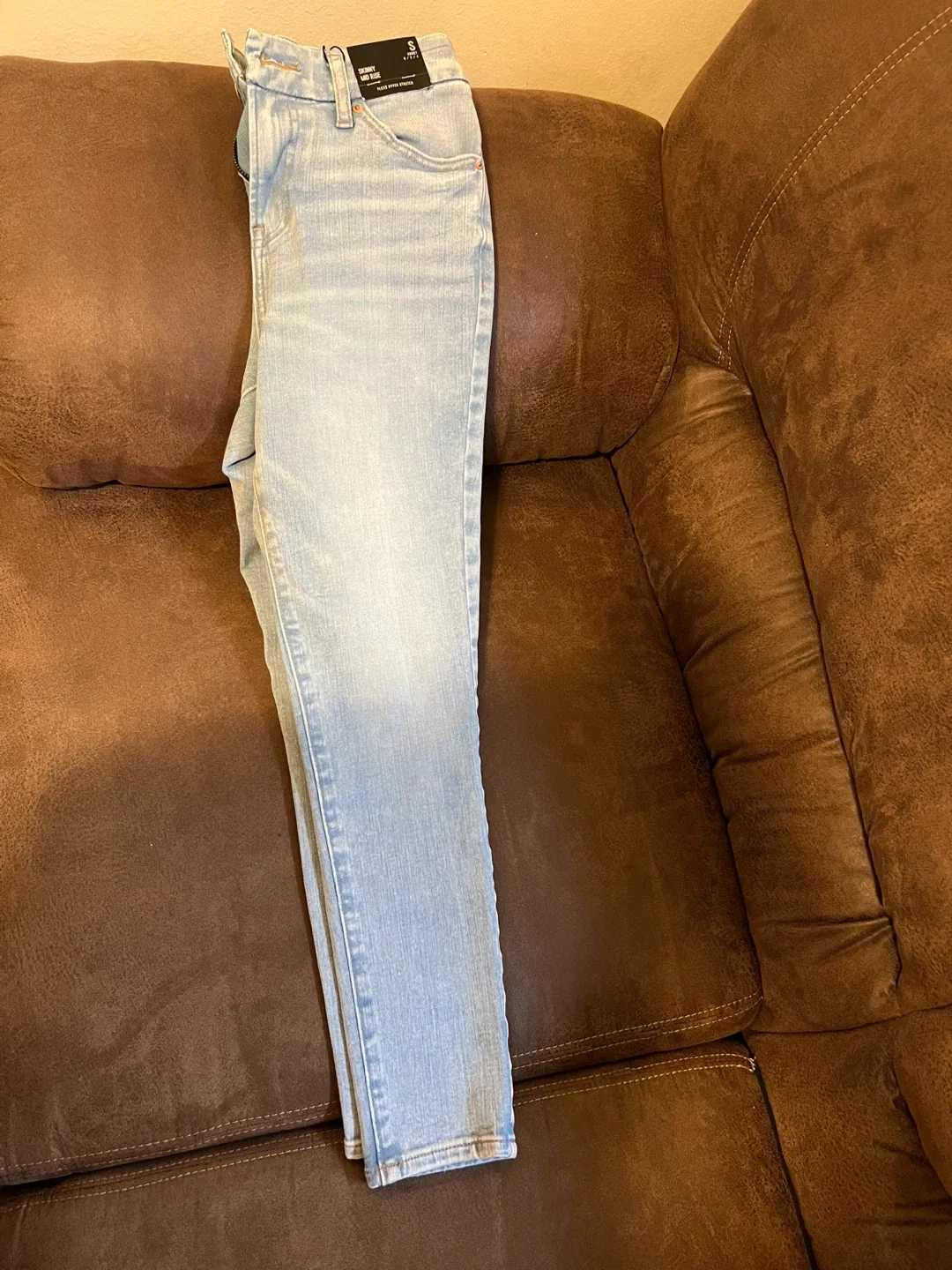 Express jeans image indicator(2)