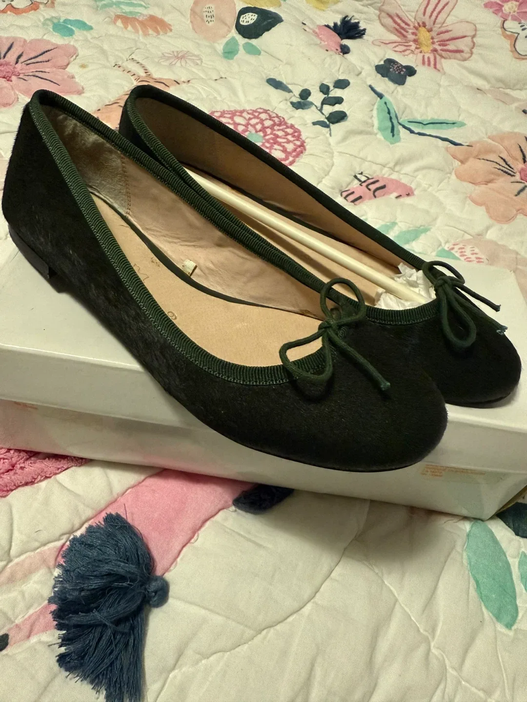 Green Haircalf Ballet Flats - Size 6 thumbnail