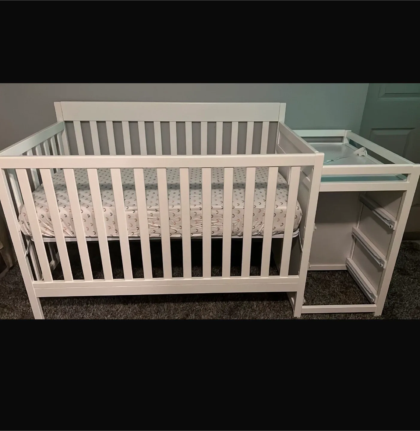 White Baby Crib with Changing Table image indicator(2)