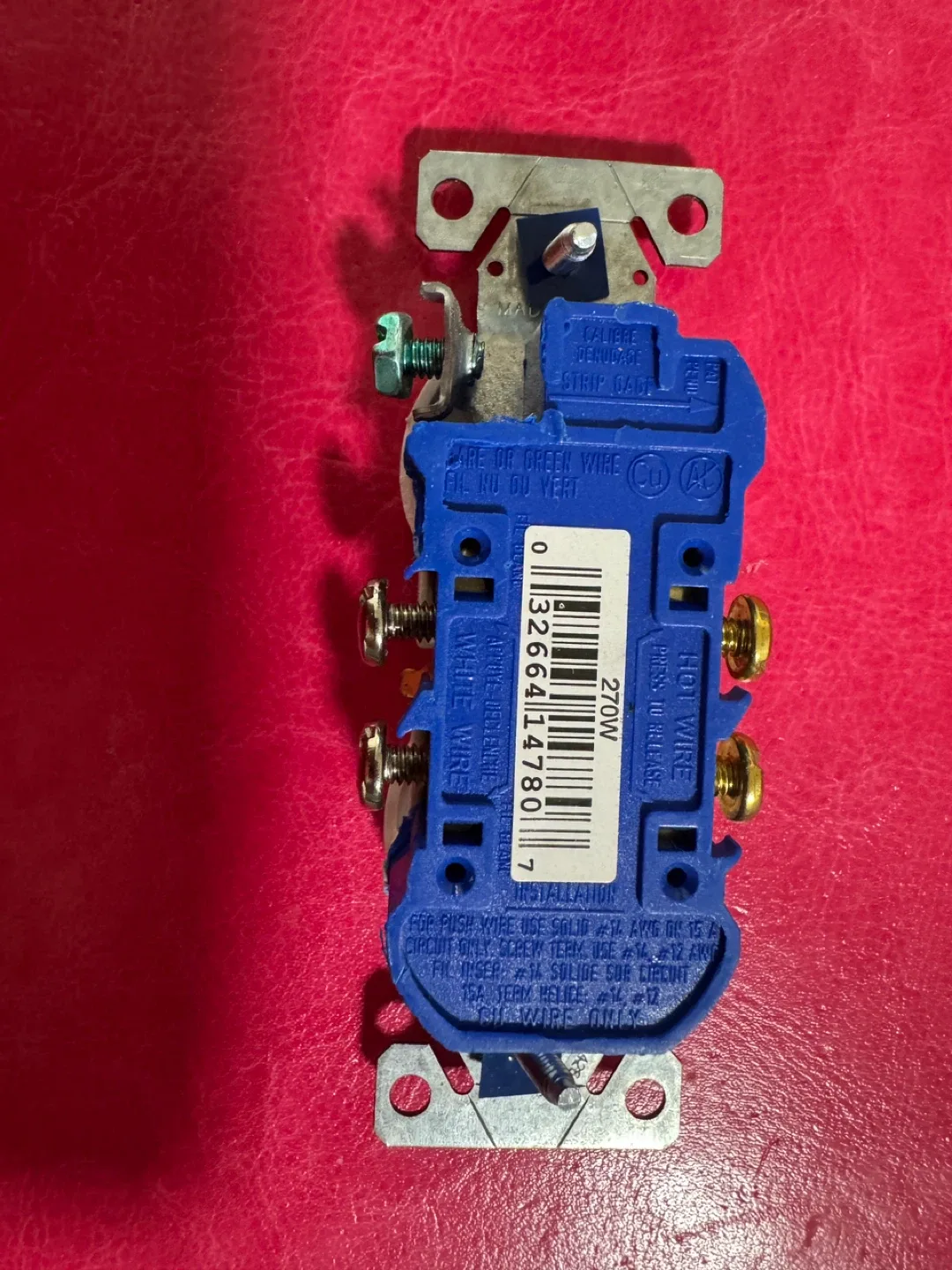 Leviton Electrical Outlet image indicator(2)