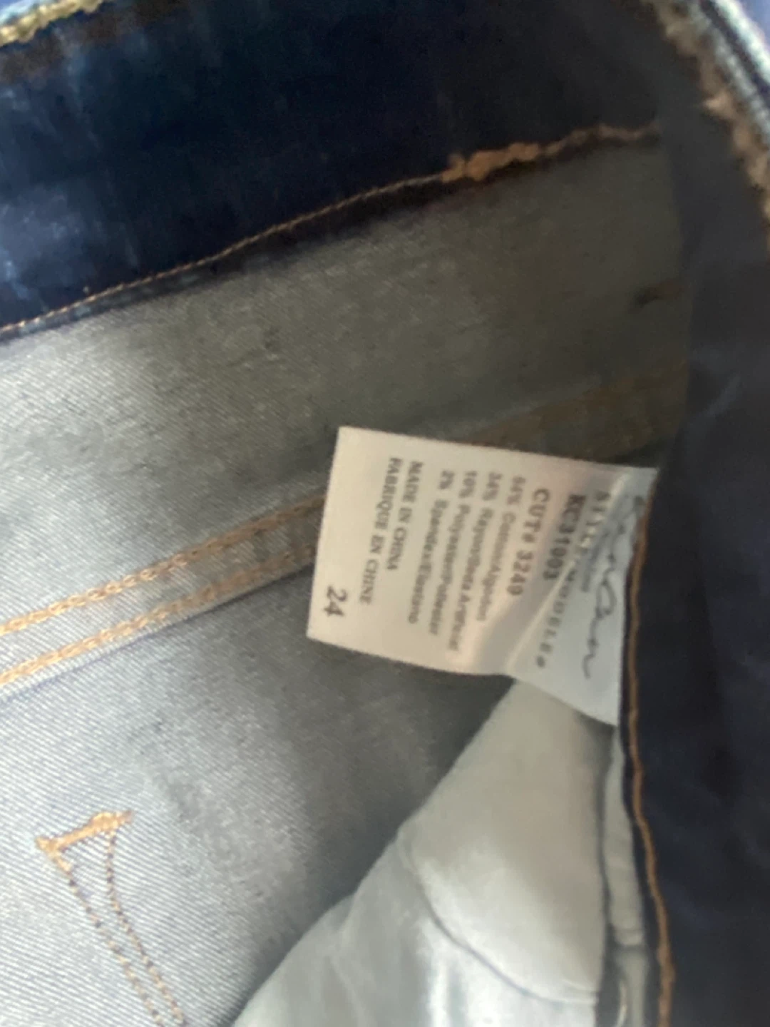 2 pairs KanCan Ripped Jeans - Size 24 - photo 3