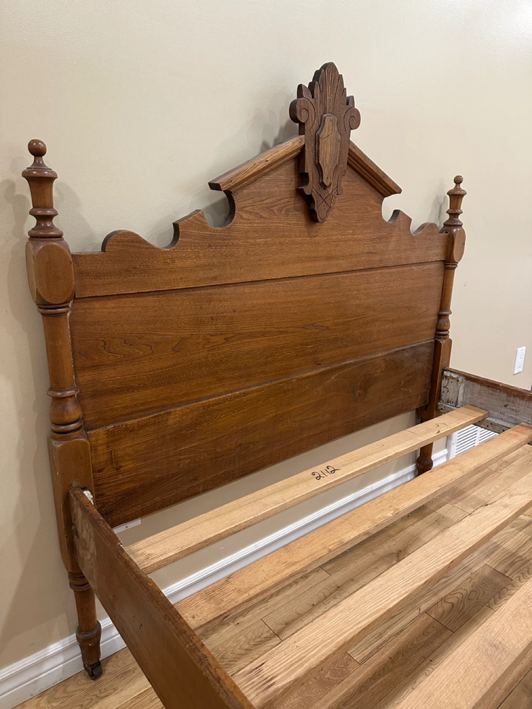 Antique Eastlake Victorian ¾ (Three-Quarter) Bed (CAN DELIVER) - photo 3
