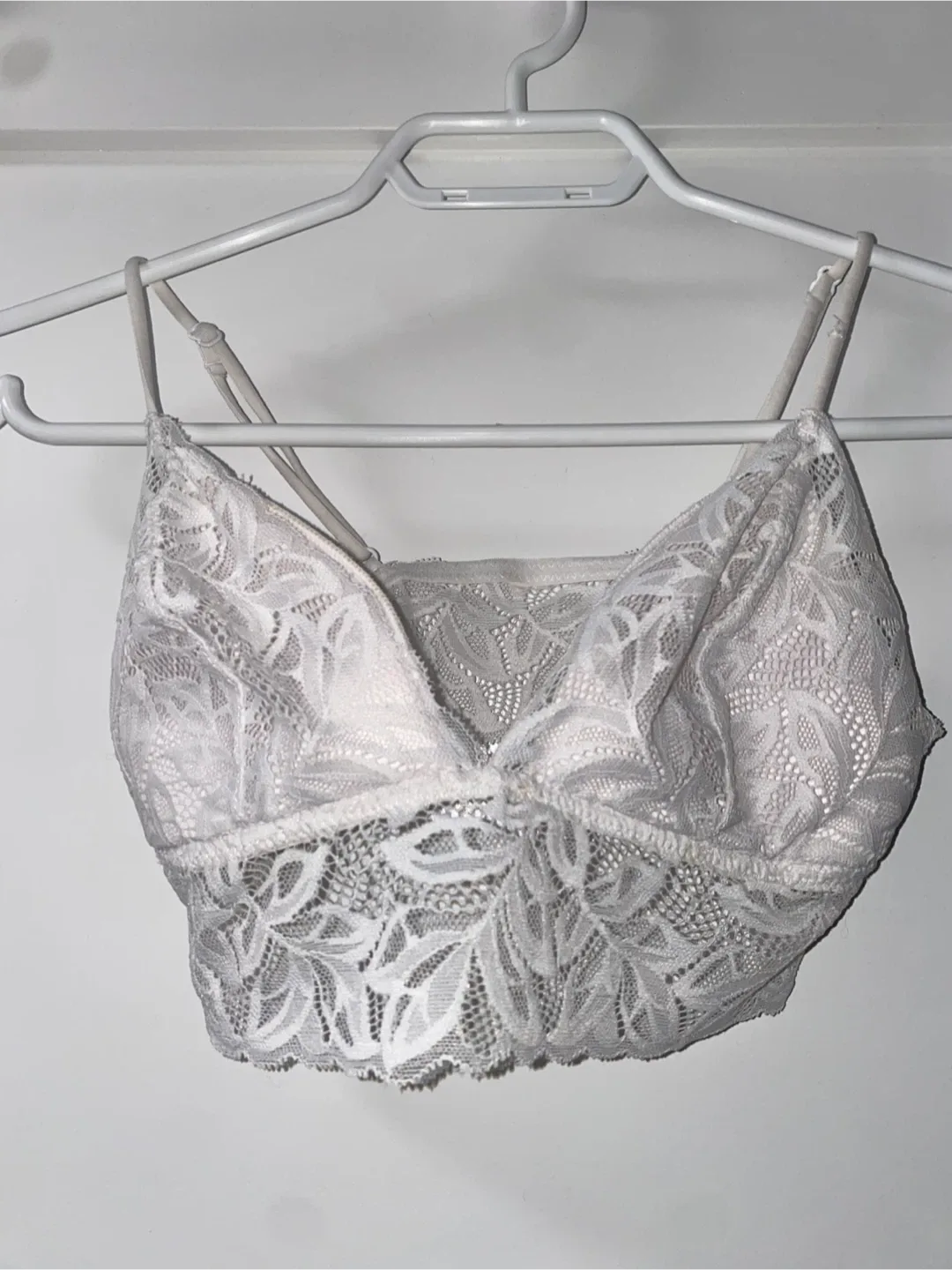 White Lace Bralette image indicator(6)