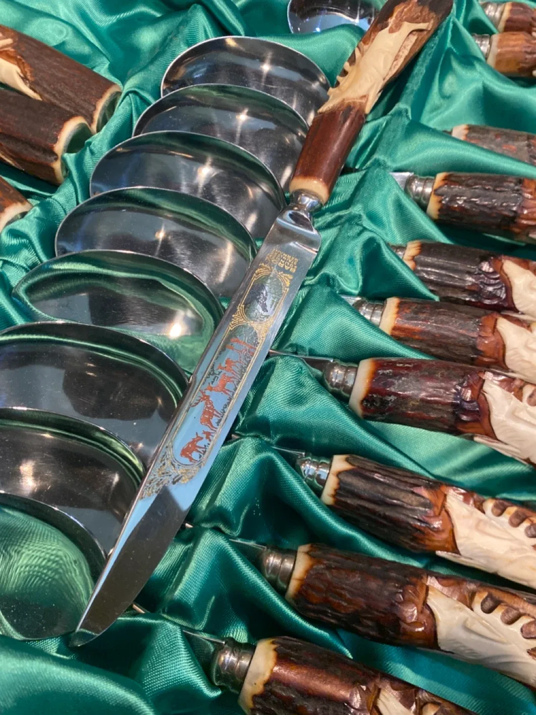 Vintage German Stag Handle Cutlery Set image indicator(2)