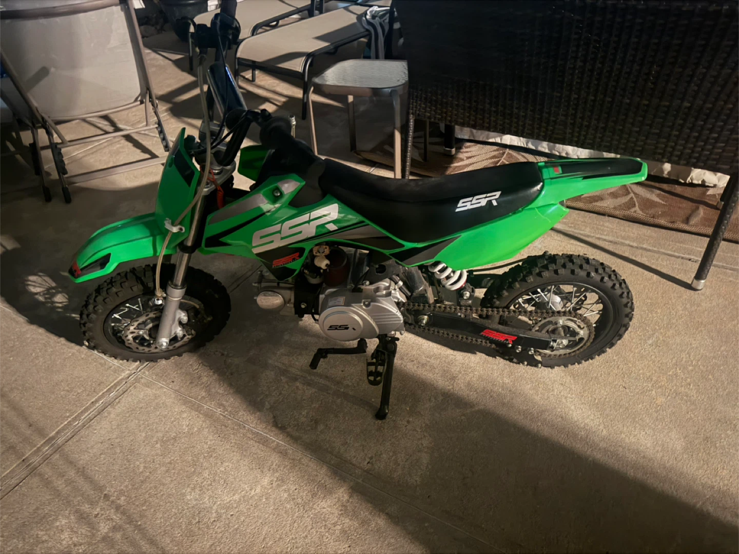 SSR Green Dirt Bike