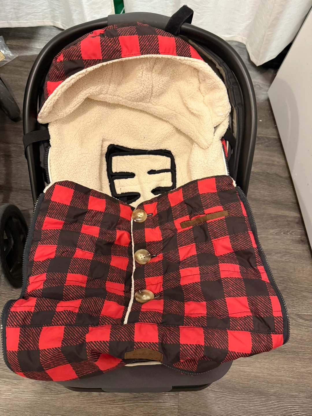 Graco Travel System with Infant Car Seat and other items - photo 3