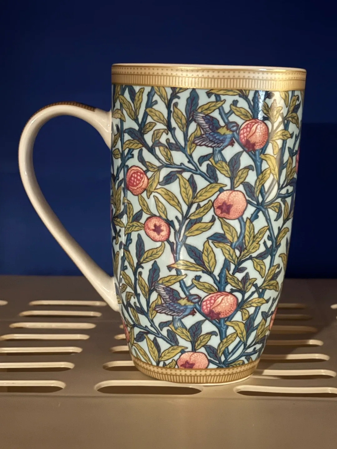 William Morris Bird & Pomegranate Coupe Mug thumbnail