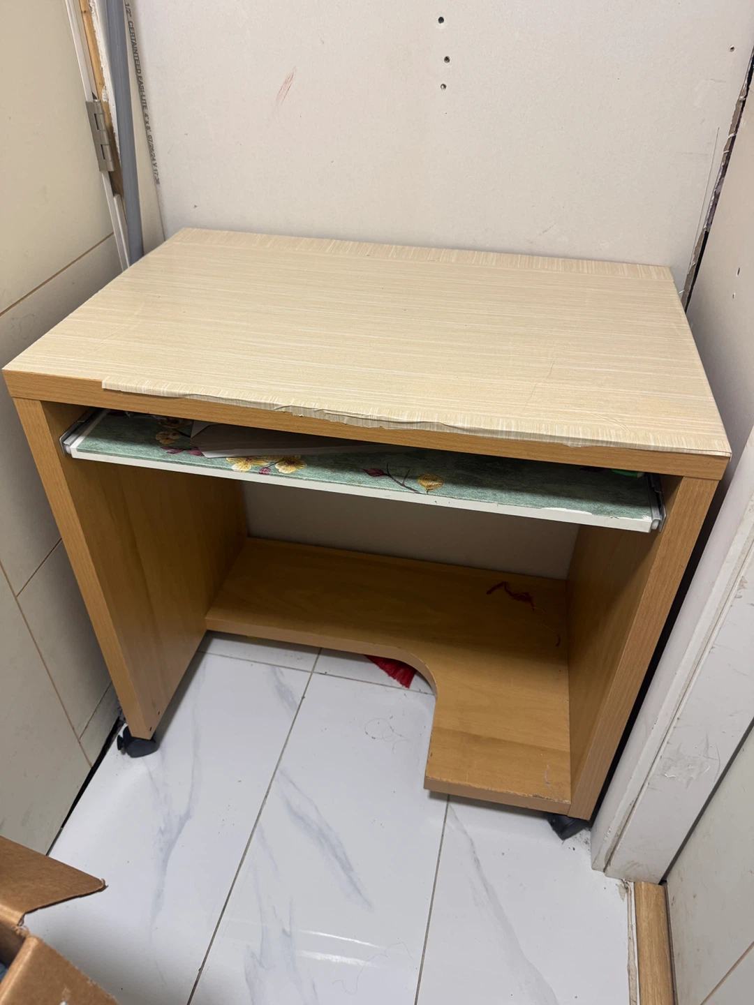 Small Wooden Desk - photo 2