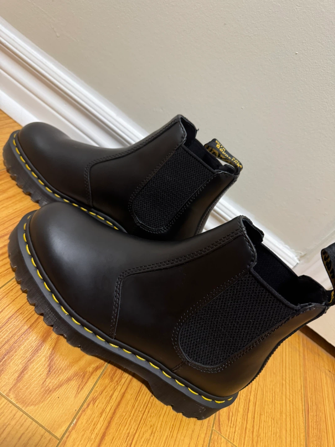 Dr. Martens 2976 Bex Chelsea Boots - US 8 MEN US 9 LADIES