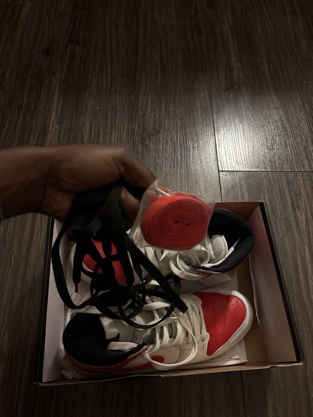 Nike Air Jordan 1 Retro High OG GS - Size 6.5Y - photo 2
