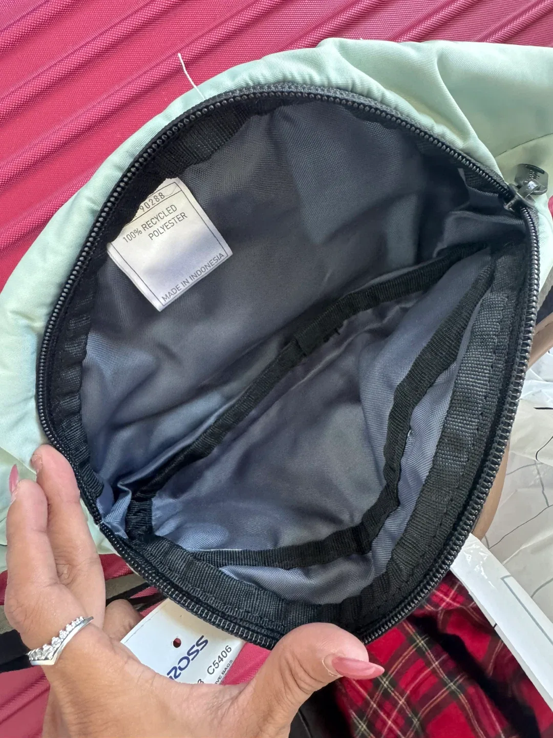 Adidas Waist Pack Legacy Green - New with Tags! image indicator(2)