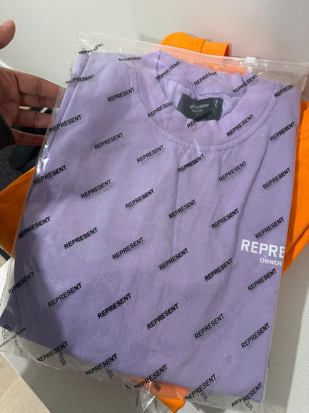 Represent Owners' Club T-Shirt - Lilac image indicator(3)