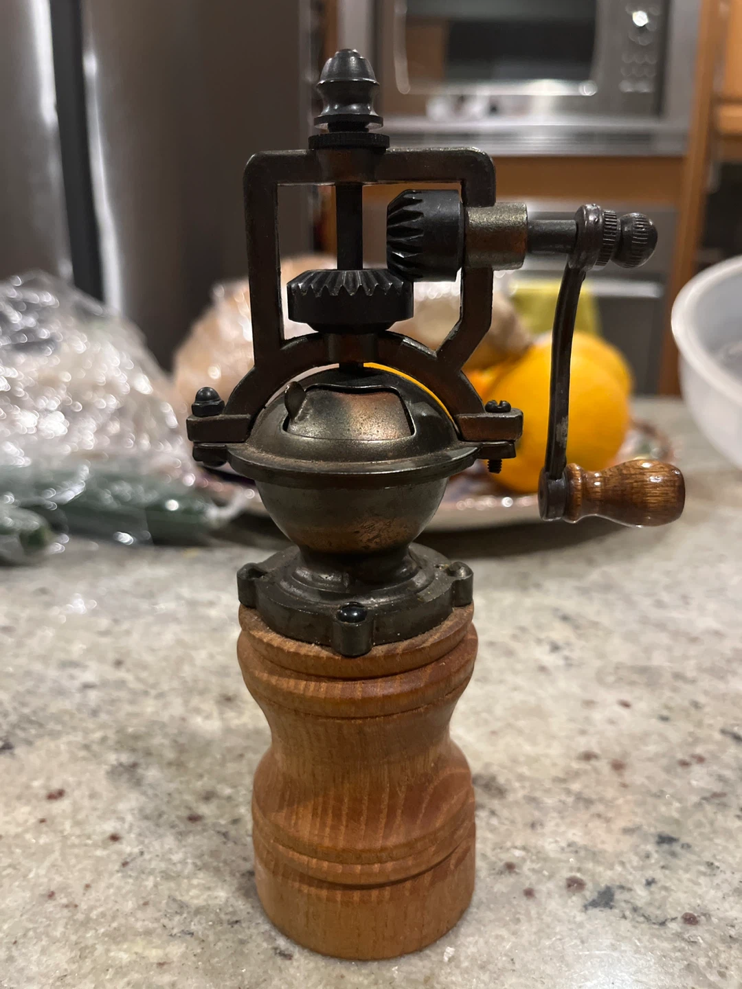 Vintage Style Pepper Grinder