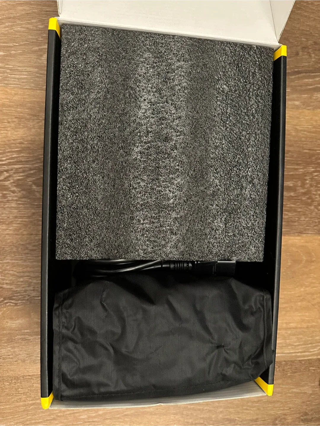 New Corsair RM750x 750W Power Supply image indicator(2)