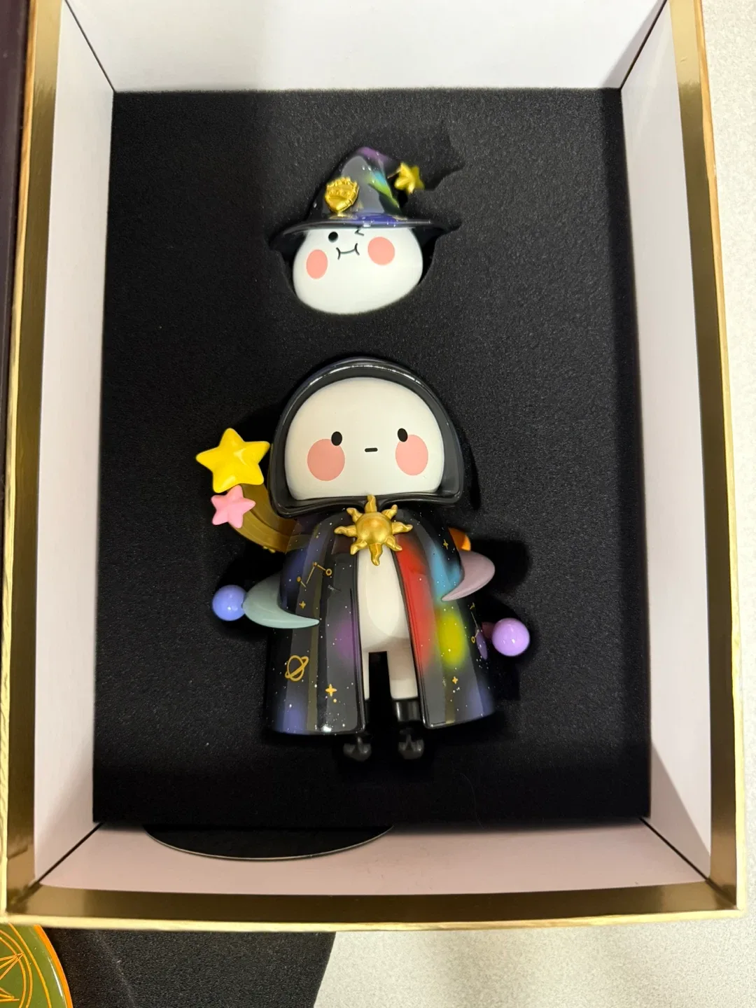 Pop Mart - Bobo and Coco Magician Figure (Rare!) image indicator(5)