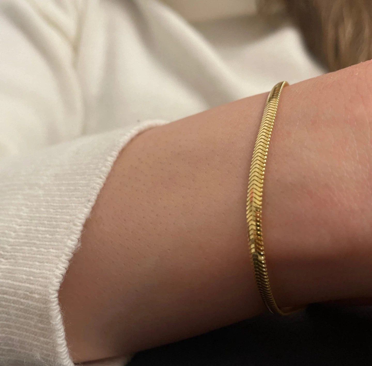 Gold tone Herringbone Bracelet - photo 2