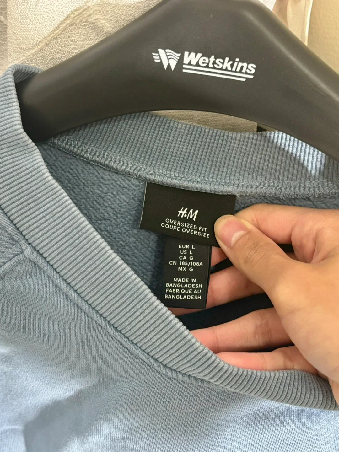 H&M Oversized Fit Blue Sweatshirt image indicator(2)