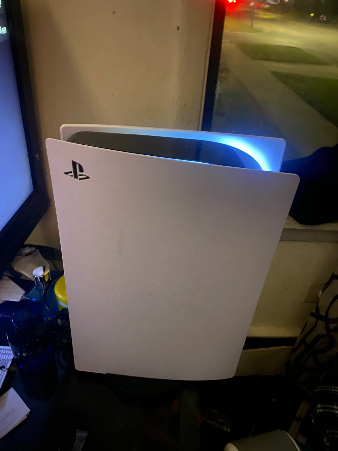 PlayStation 5 (PS5) Console - White - photo 3