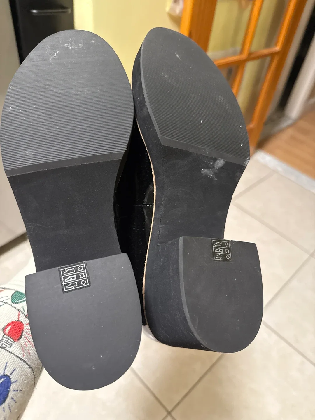 Eileen Fisher Black Patent Leather Loafers image indicator(2)