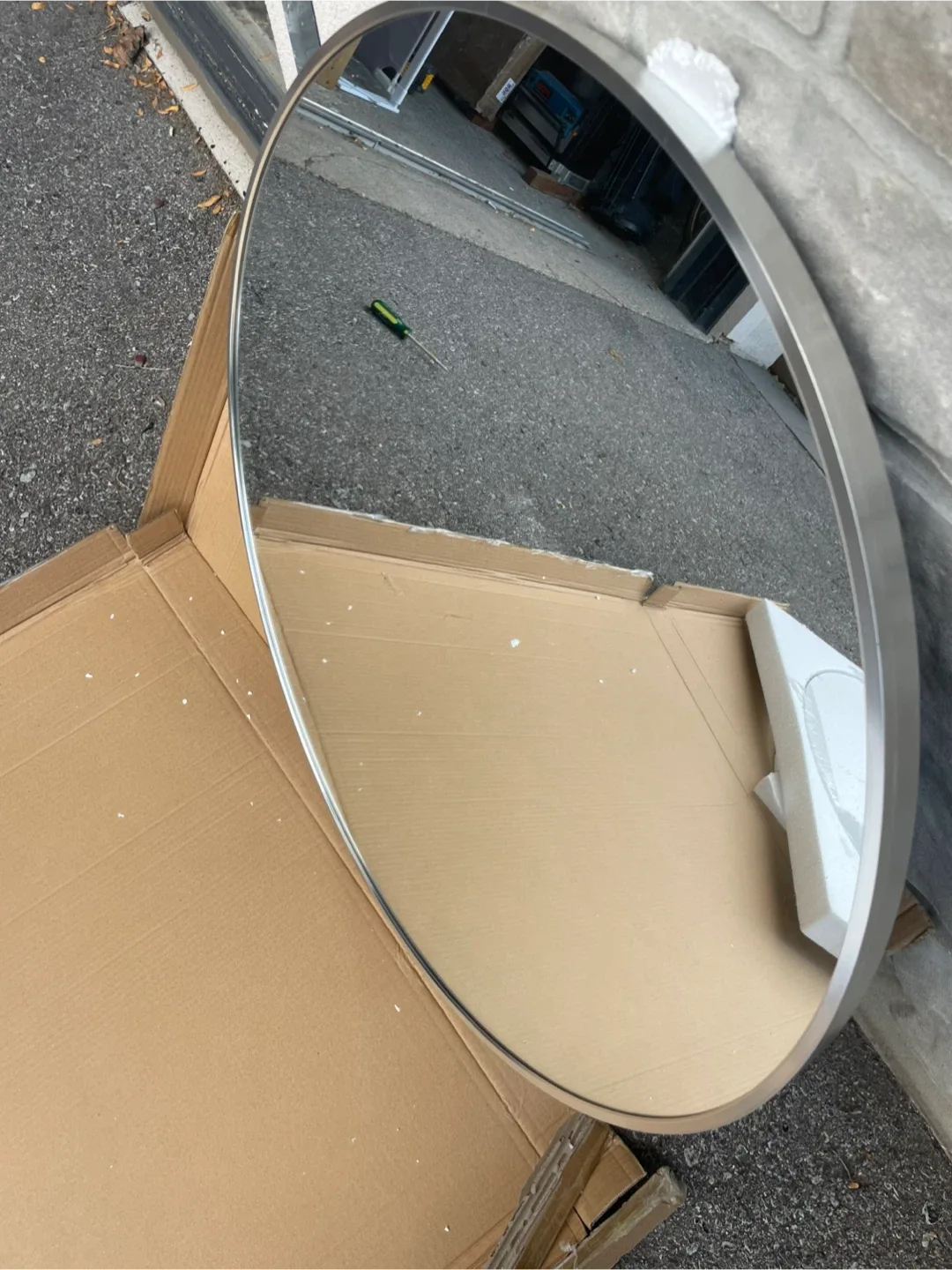 Round Silver Framed Mirror image indicator(2)