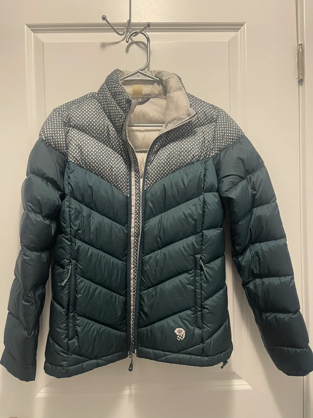 Hard Wear green-grey light puffy jacket S thumbnail