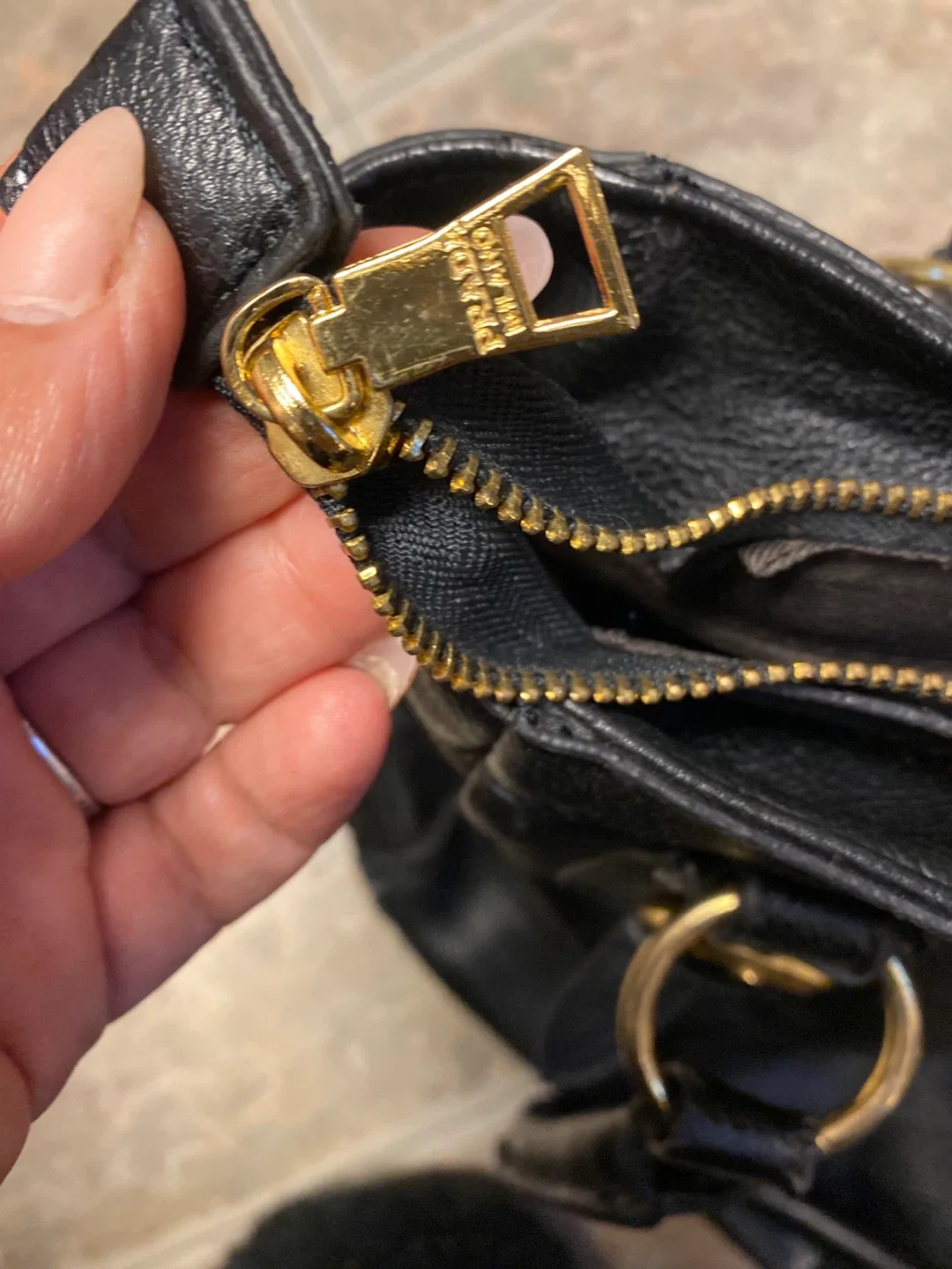 Prada Black Leather Handbag image indicator(4)