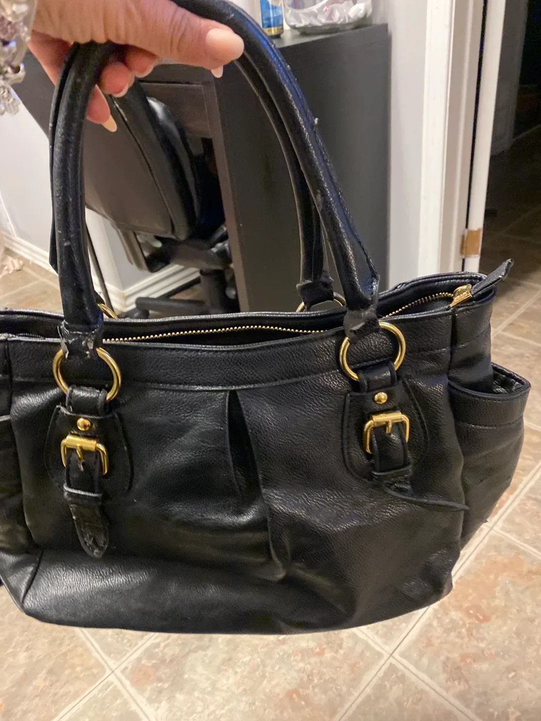 Prada Black Leather Handbag image indicator(6)