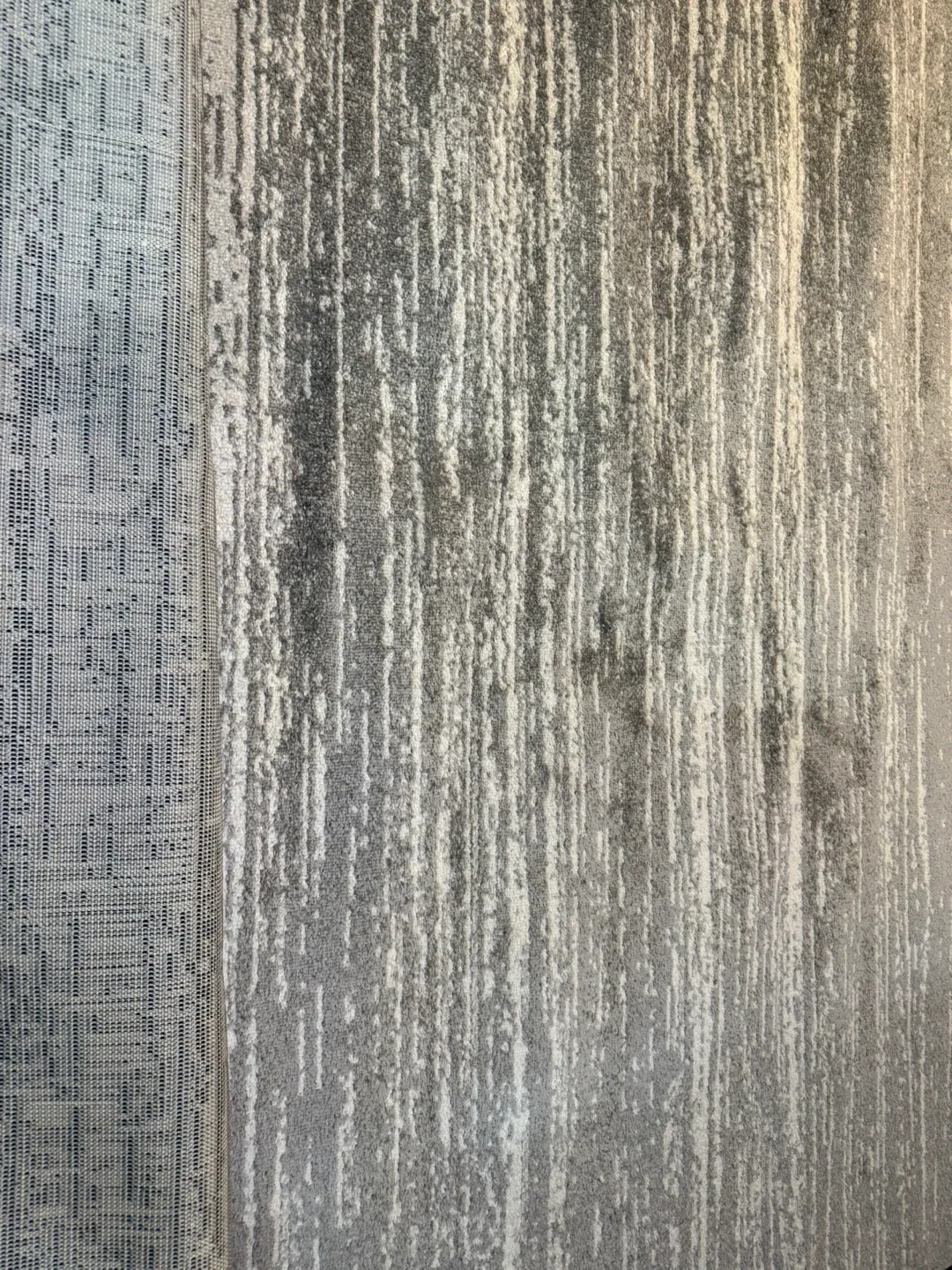 Brand New! Area Rug 8' x 10' image indicator(2)