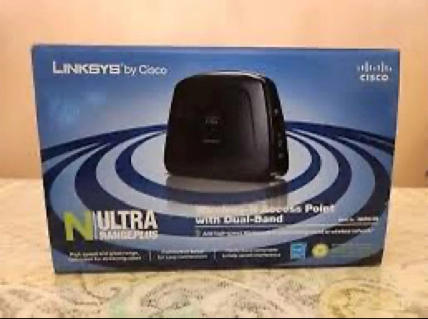 Linksys by Cisco N Ultra RangePlus Access Point