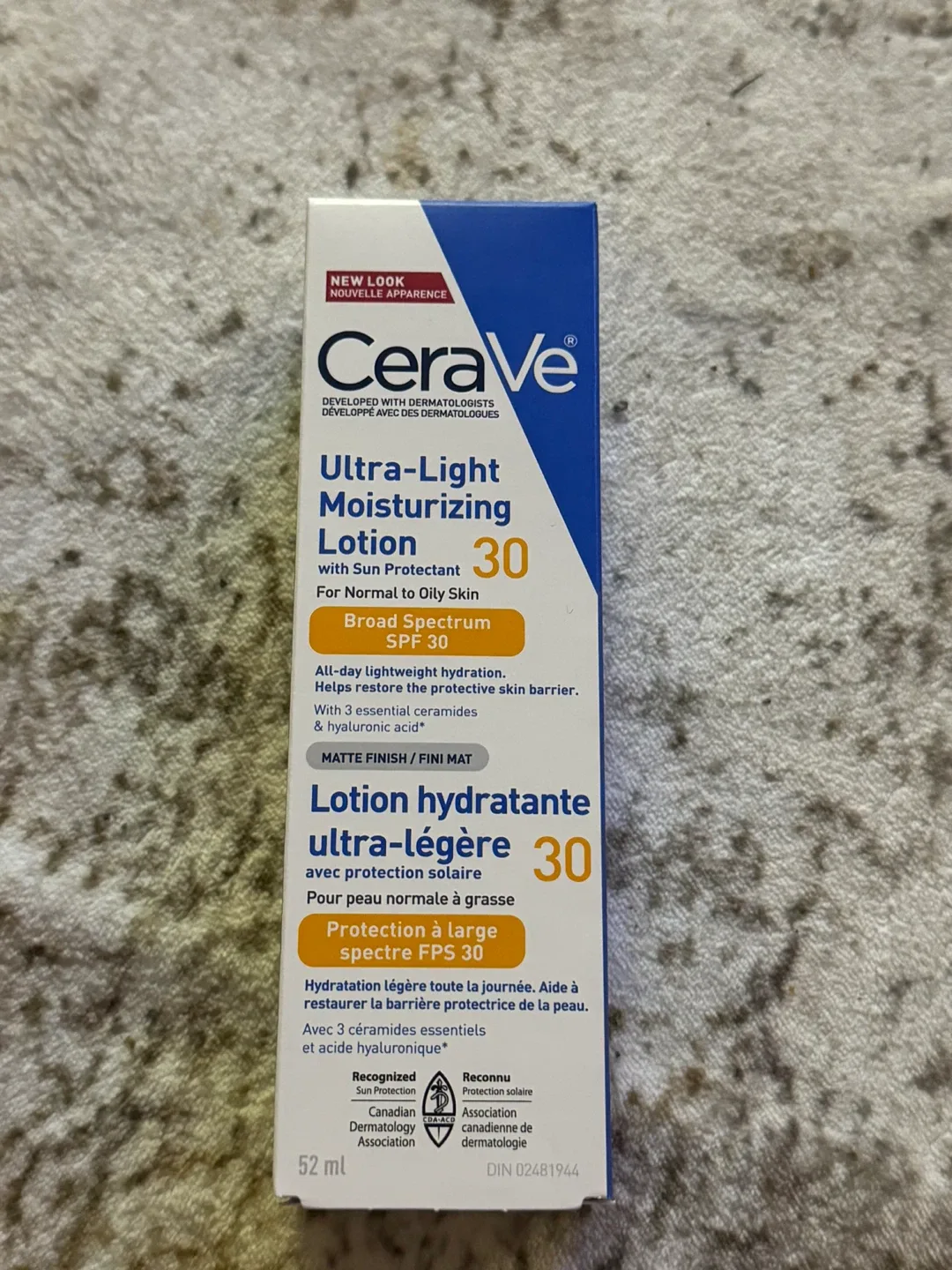 CeraVe Ultra-Light Moisturizing Gel & Lotion image indicator(4)