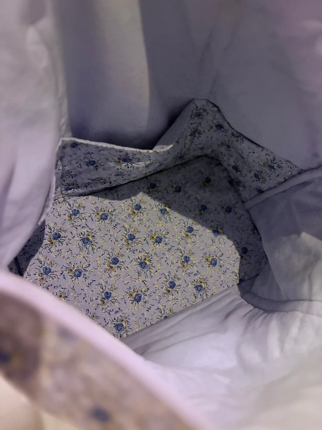 April Cornell Floral Tote Bag image indicator(5)