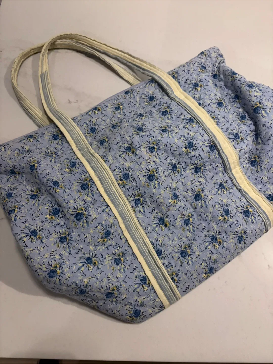 April Cornell Floral Tote Bag image indicator(3)