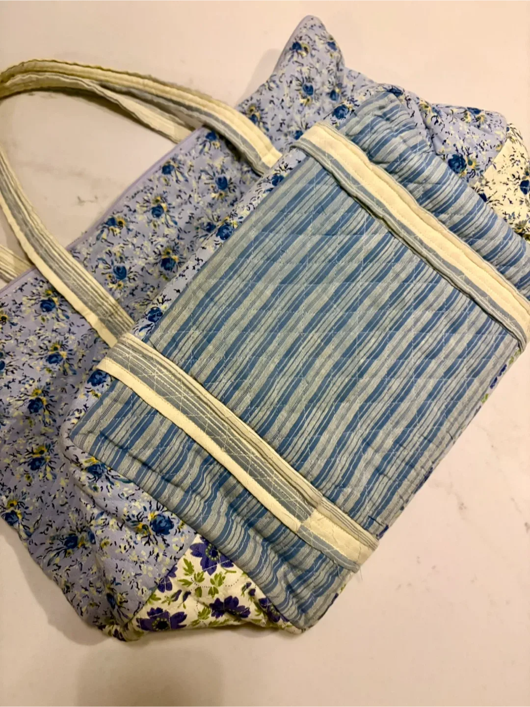 April Cornell Floral Tote Bag image indicator(4)