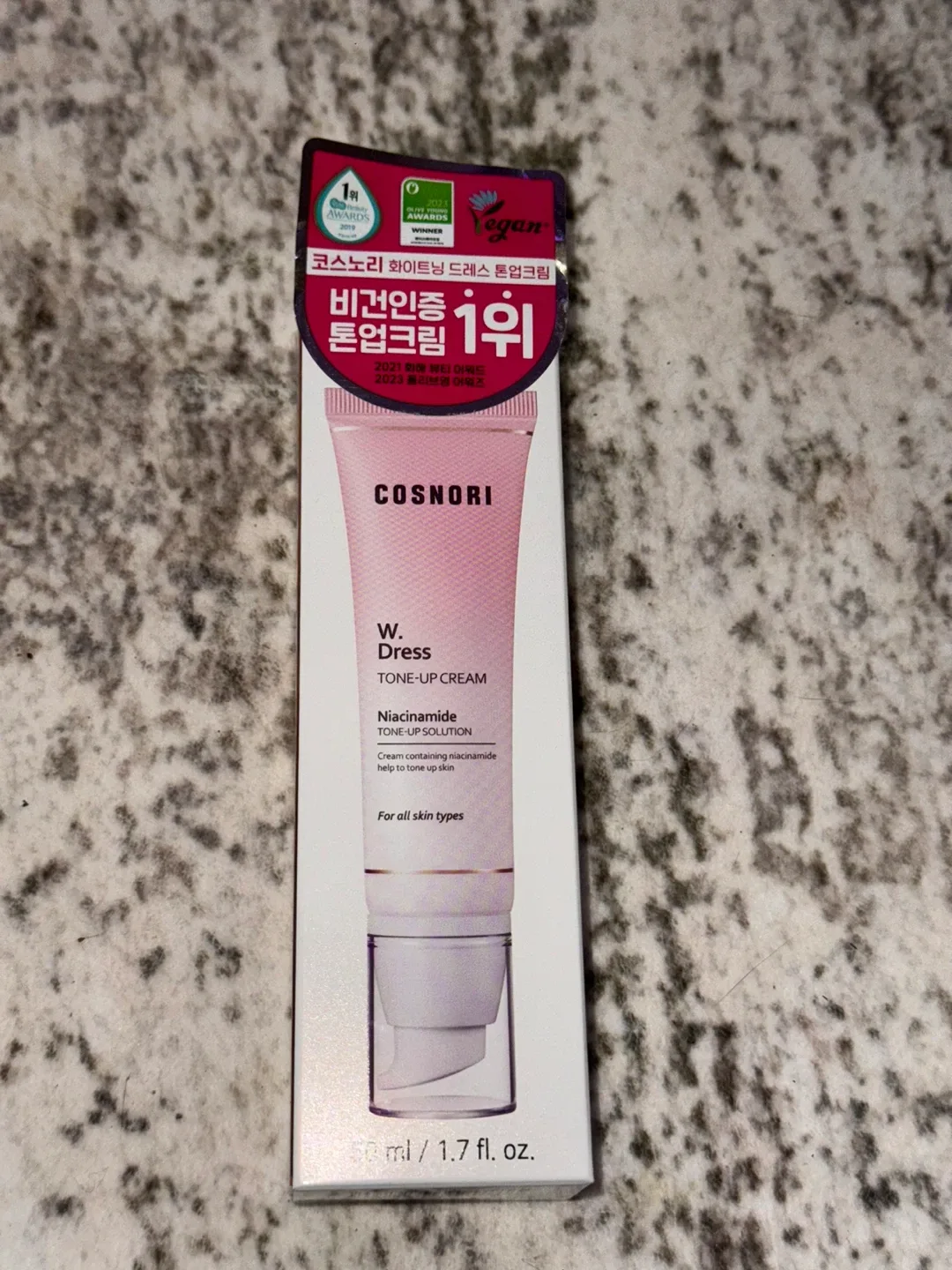 COSNORI W. Dress Tone-Up Cream