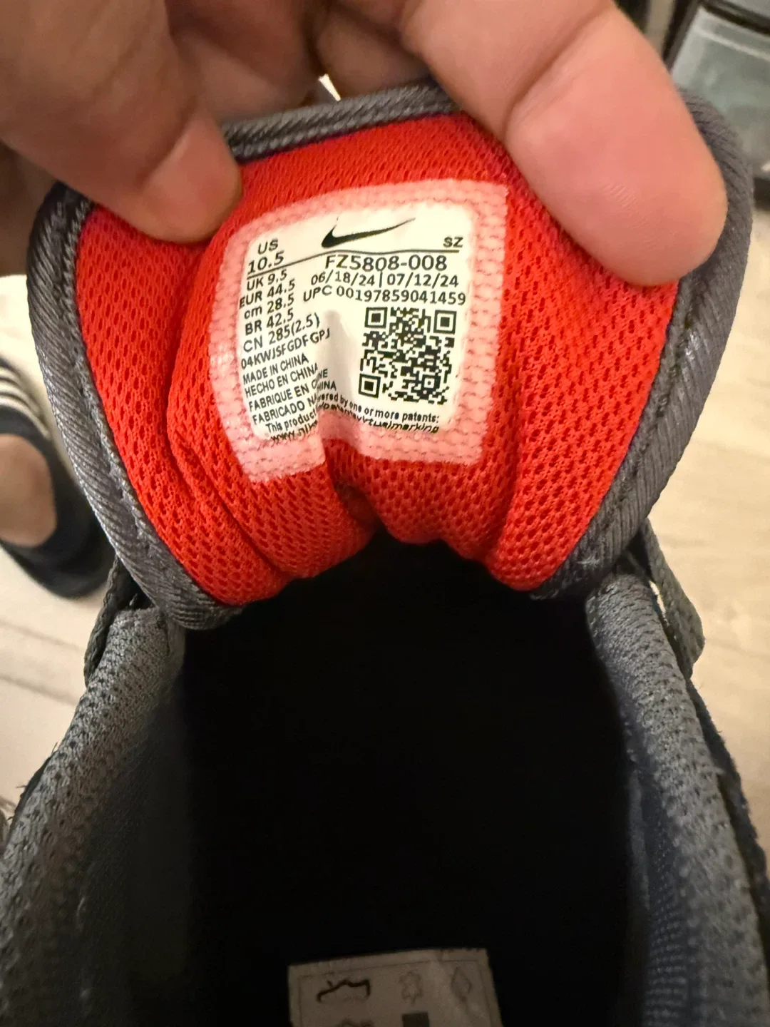 Nike Air Max 1 Essential Black/Red US 10.5 image indicator(3)