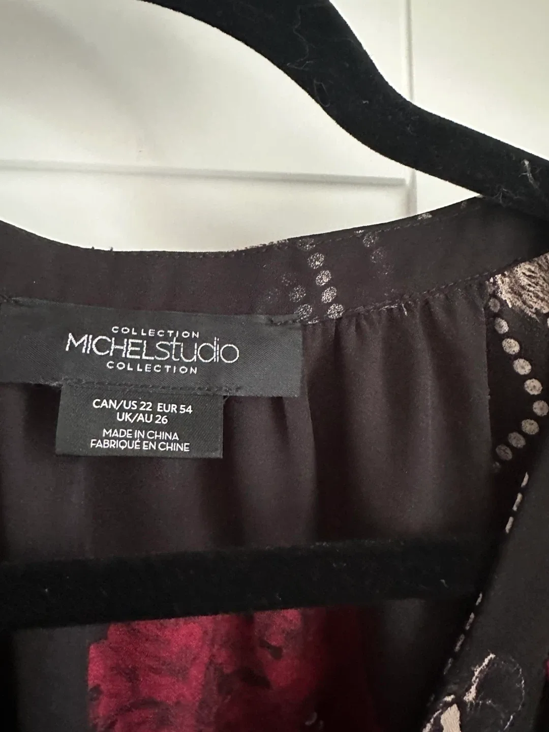 Michel Studio Black Floral Blouse - Size 22 image indicator(3)