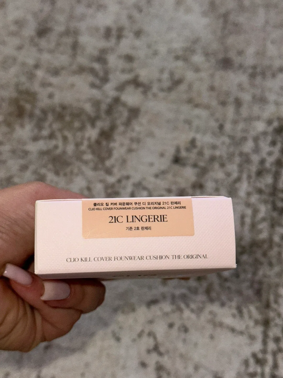 Clio Kill Cover Foundation Cushion 21C Lingerie image indicator(3)