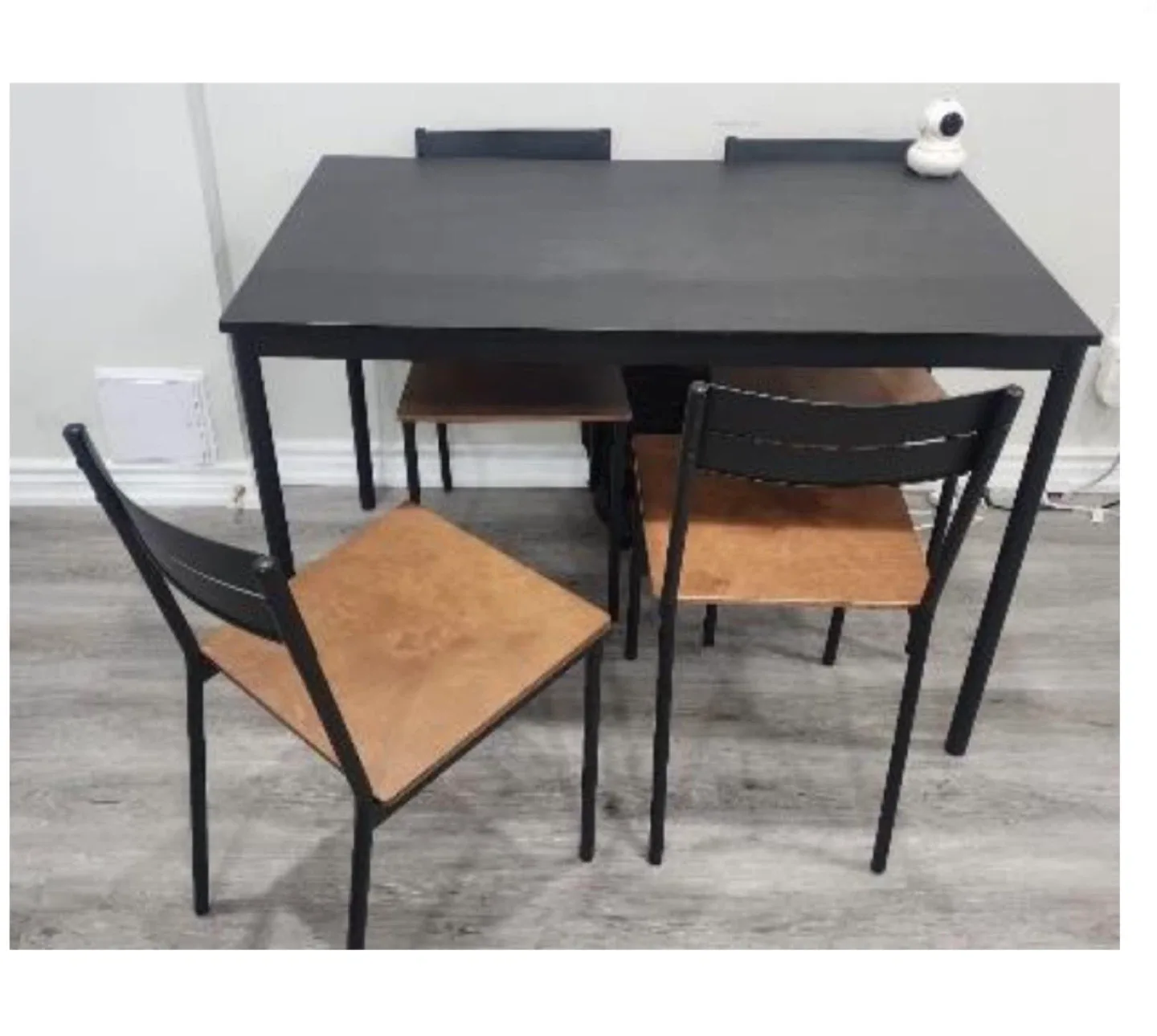 IKEA Dining Table and Chair Set image indicator(6)