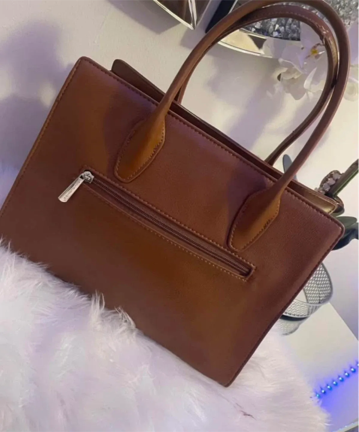 David Jones Paris Brown Tote Bag image indicator(2)