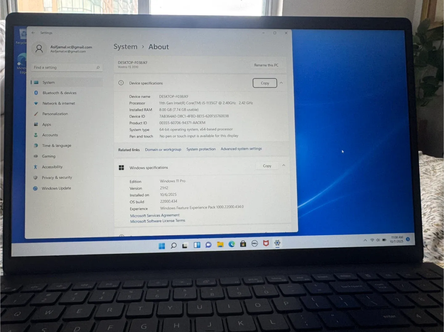 Dell Vistro 15 3510 Laptop, 11th generation-i5 1135G7 image indicator(8)