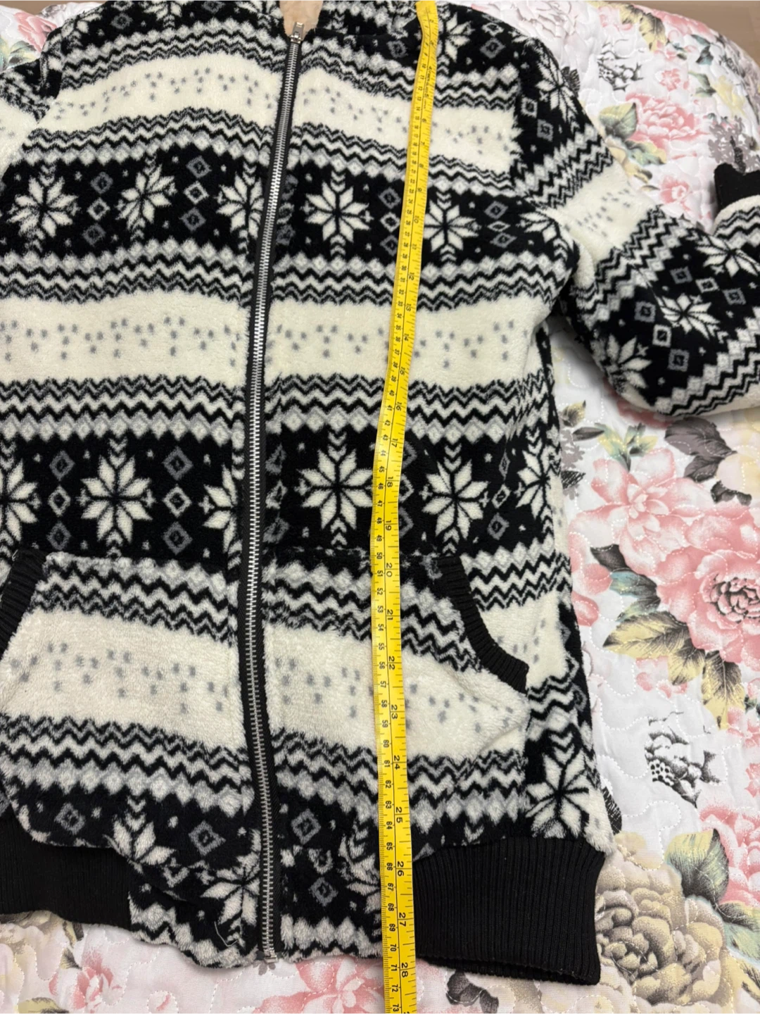 Fleece Lined Snowflake Zip-Up Jacket - photo 3
